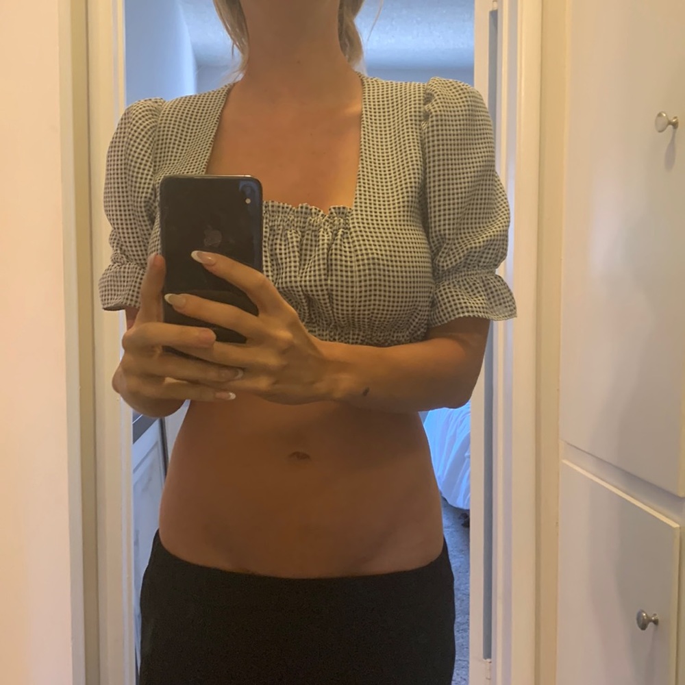 Stone cold, fox crop top
